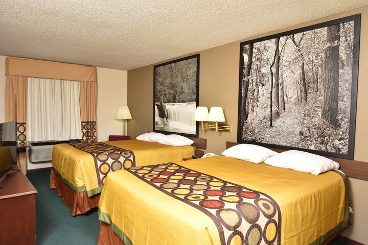 Room 37 of 47