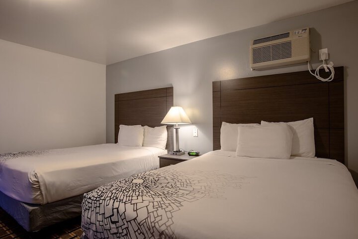 Room 16 of 29