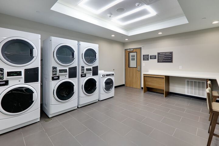 Candlewood Suites DFW West - Hurst by IHG