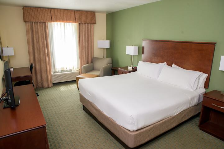 Room 65 of 113