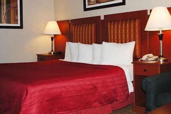 Quality Inn & Conference Center Brattleboro North