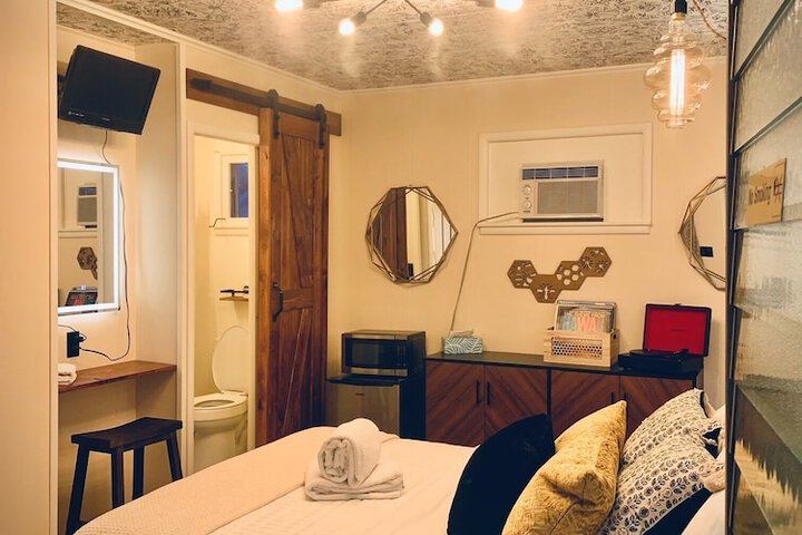 Room 39 of 100