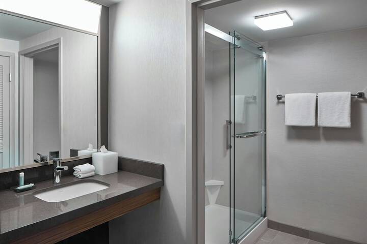 Courtyard by Marriott Providence Downtown