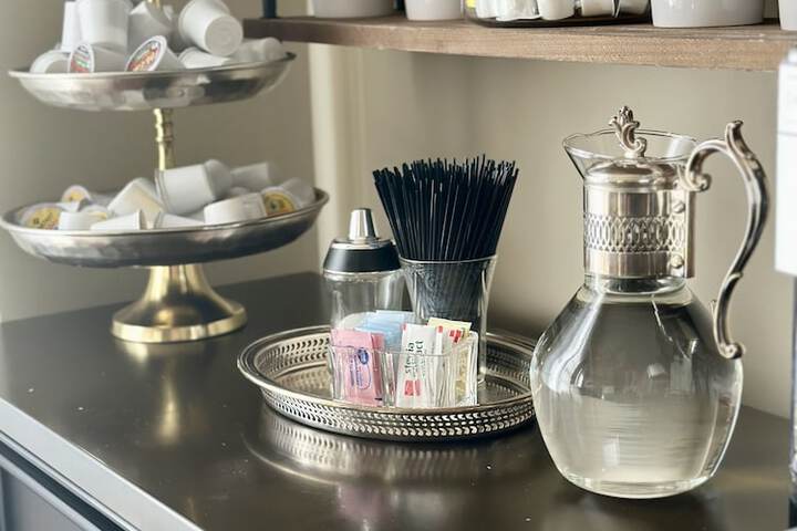 Breakfast/Coffee Service 58 of 62