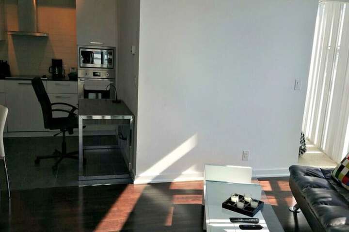 Room 8 of 20