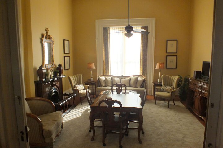 The Pepin Mansion Historic B & B