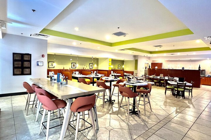 Holiday Inn Toledo-Maumee (I-80 / 90) by IHG