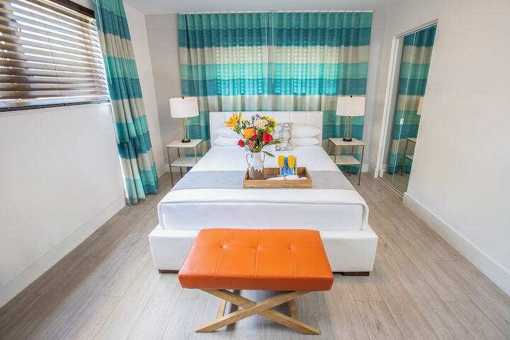 Room 32 of 38