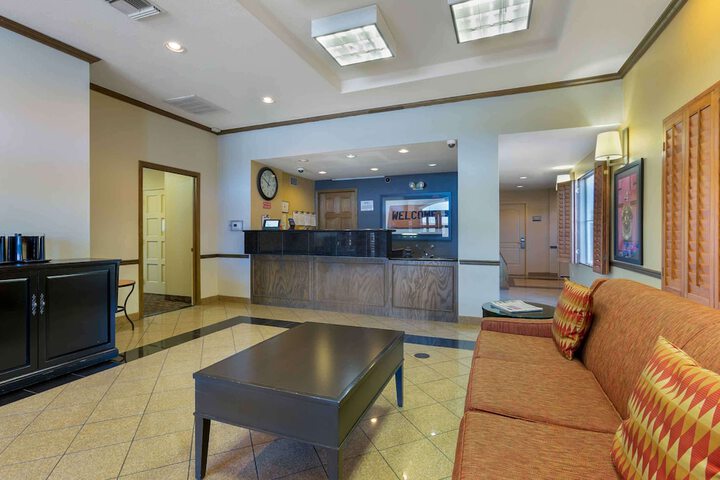 Hotel Interior 11 of 34