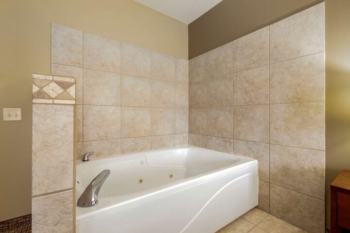 Room 20 of 31