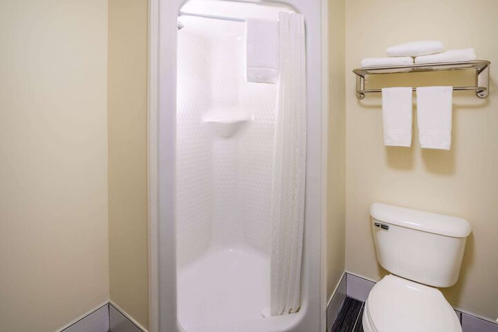 Room 14 of 49