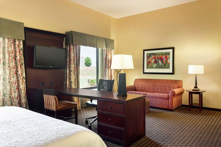 Room 15 of 36