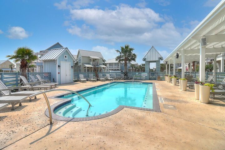 Pool 9 of 54