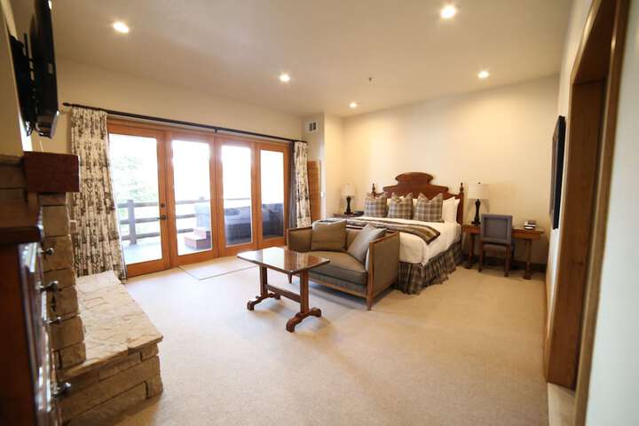 Stein Eriksen Lodge