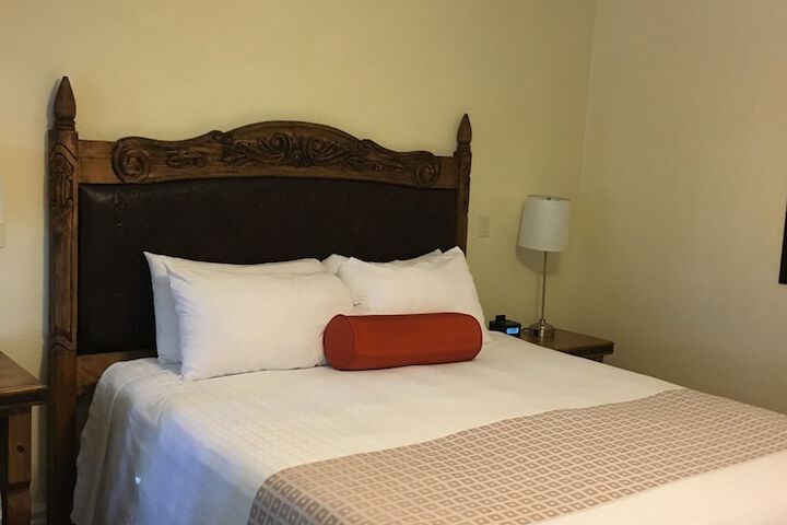 Room 67 of 221