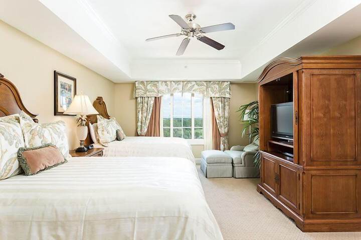 Room 11 of 29