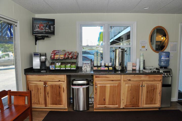 Friendship Oceanfront Suites