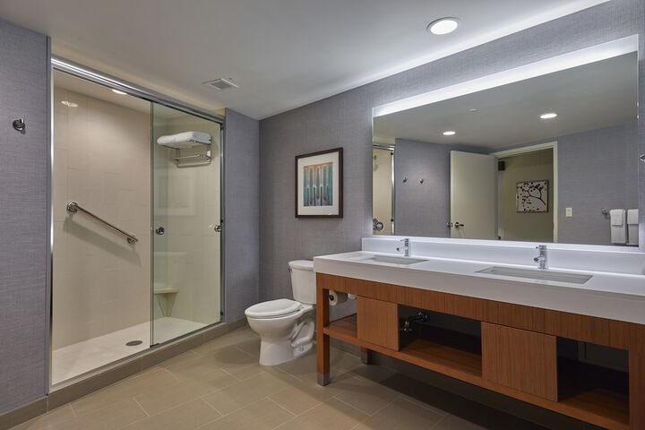 Room 15 of 43