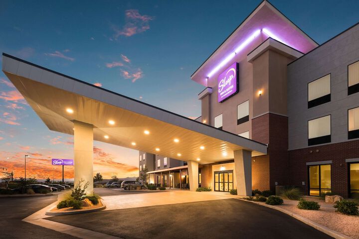 Hotel 2 of 57