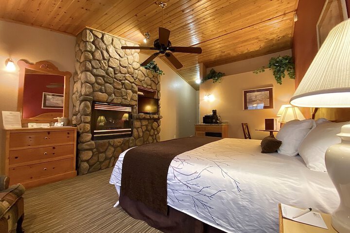Majestic Mountain Inn