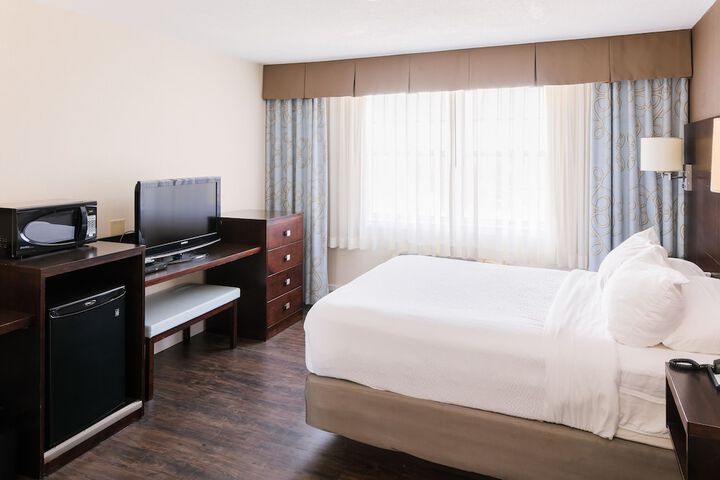 Room 29 of 48