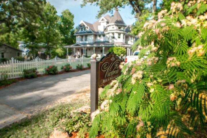 The Victoria B & B