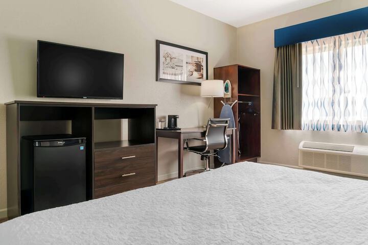 Room 21 of 26