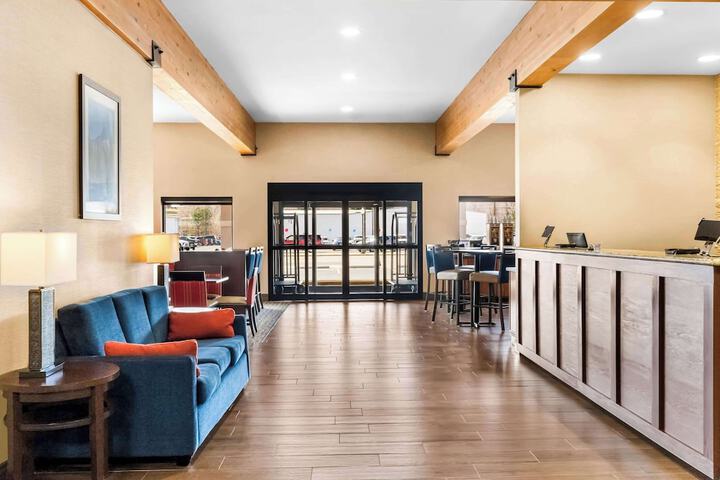 Hotel Interior 10 of 35