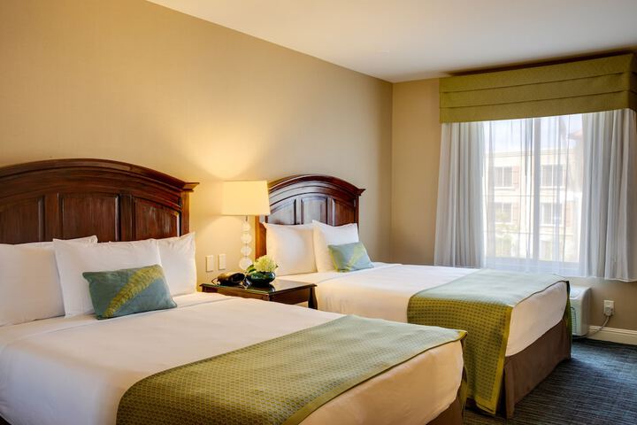 Ayres Hotel & Spa Mission Viejo – Lake Forest