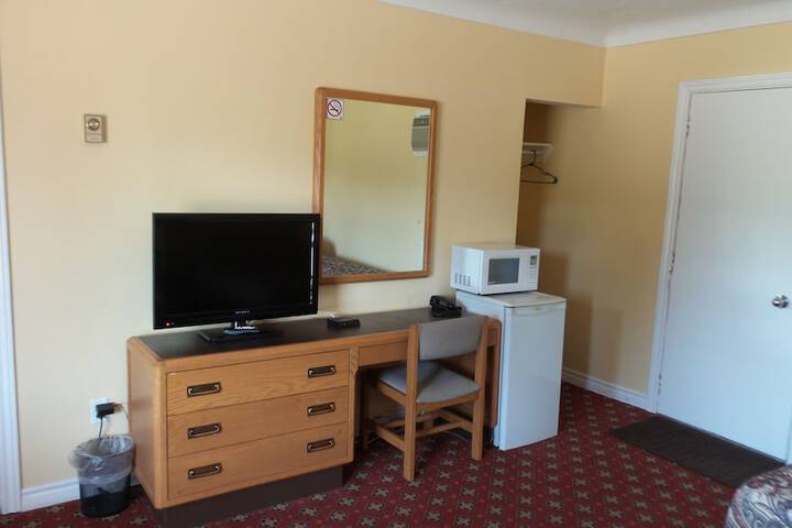 Room 37 of 50