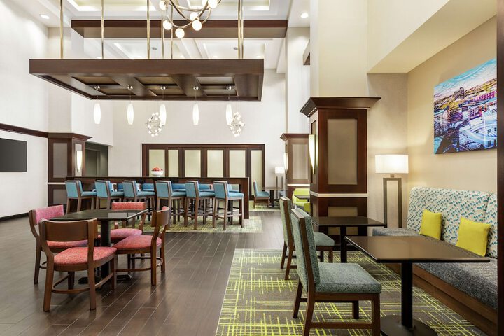 Hampton Inn & Suites York South