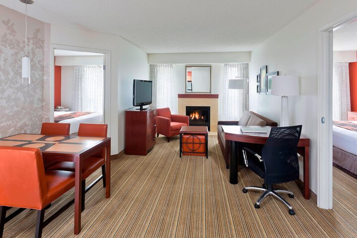 Room 14 of 22