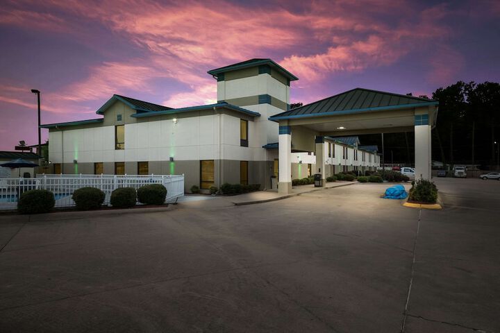 Hotel 5 of 38