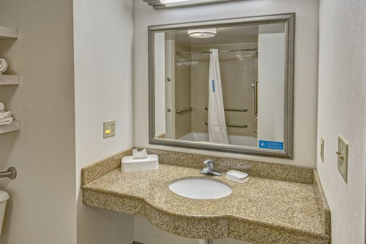 Hampton Inn & Suites Toledo-Perrysburg