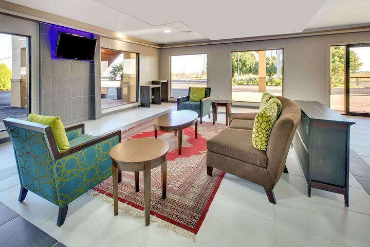 Hotel Interior 8 of 20