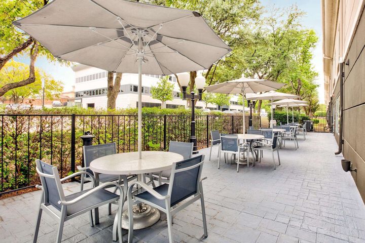 Terrace/Patio 15 of 16
