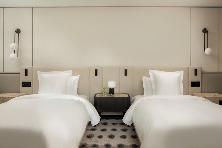 Room 20 of 92