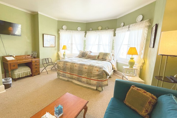 Room 76 of 88