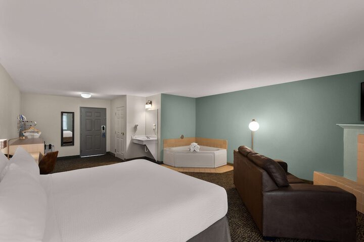 Room 29 of 78