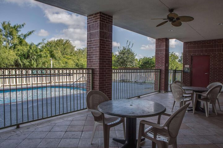 Country Inn & Suites by Radisson Harlingen, TX