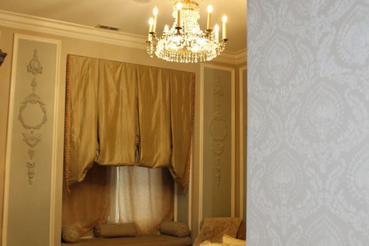 Room 28 of 51