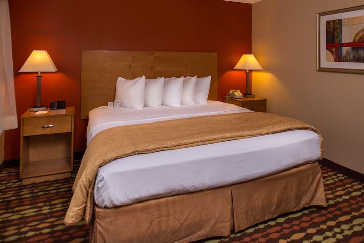 Best Western Ambassador Inn & Suites