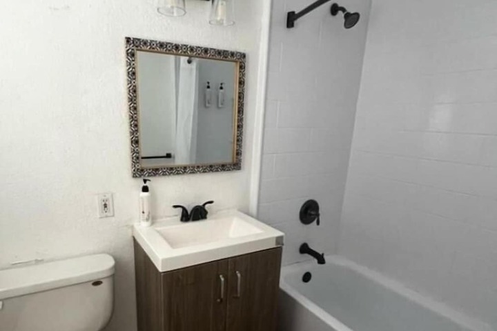 Room 40 of 155
