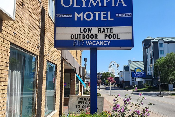 Hotel 8 of 56
