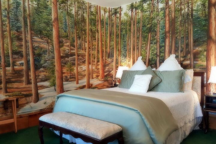 Room 34 of 67