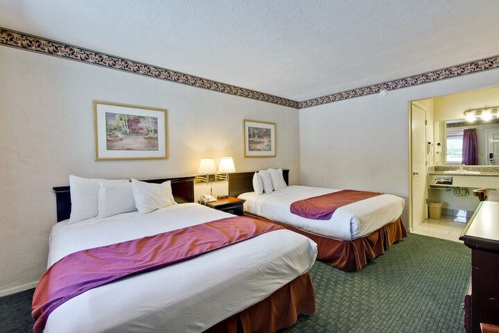 Room 15 of 21
