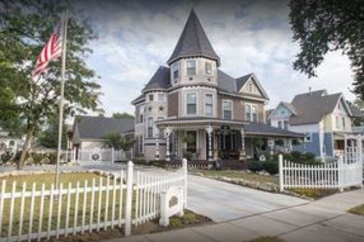 Noble House Inn