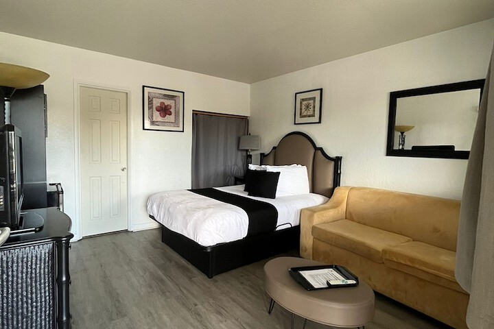 Room 149 of 170