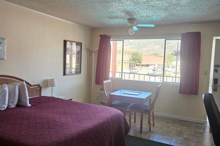Camaray Motel