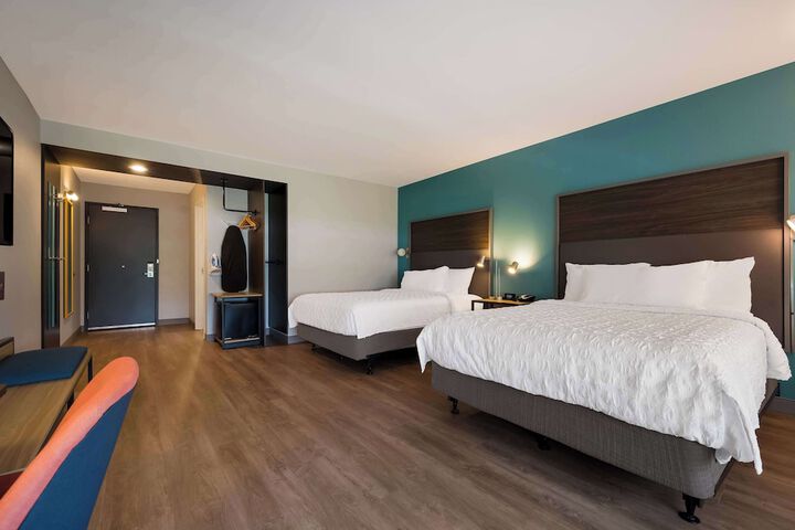 Room 14 of 30